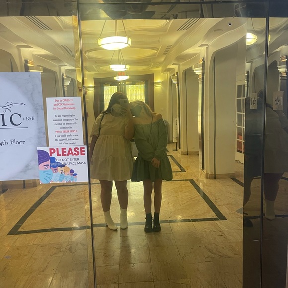 Poshmark profile picture for @unad